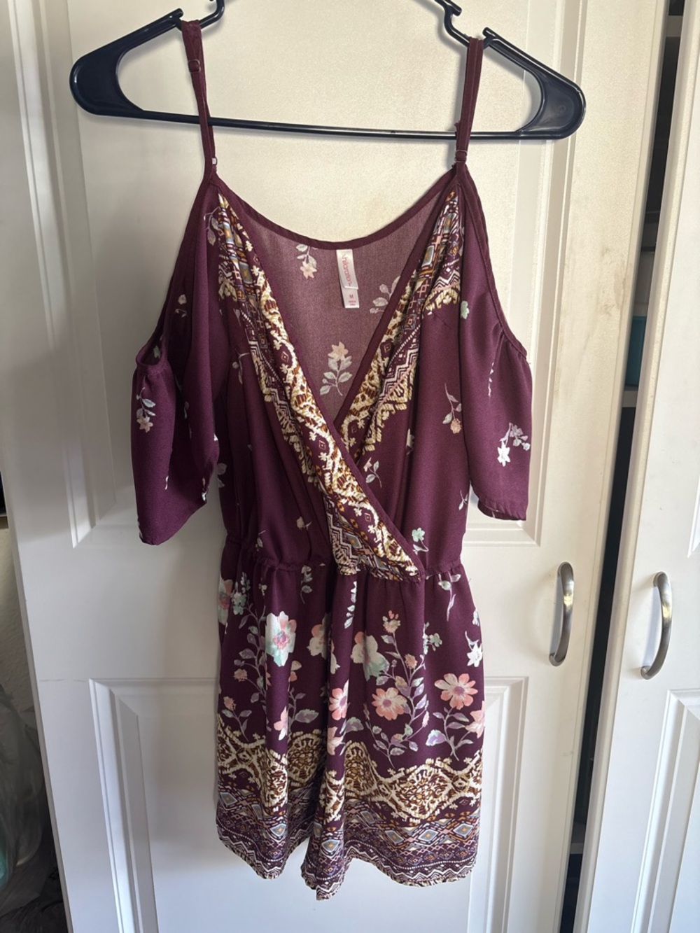 Women's Cold-Shoulder Floral Romper - Size Medium